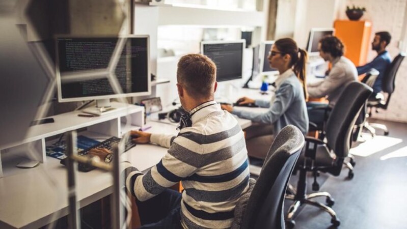 Pemerintah Tingkatkan Perlindungan Hak Pekerja dengan Penghapusan Outsourcing